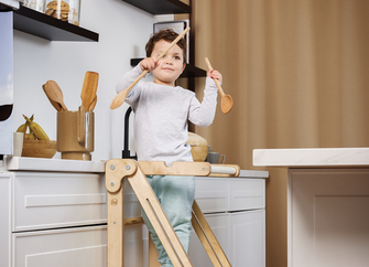 Torre de aprendizaje para niños pequeños: Ayudante de cocina para niños - Grafito