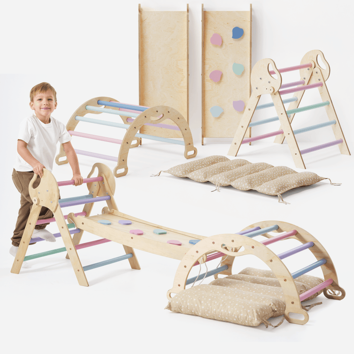 Set de Escalada 4 en 1 para Niños Pequeños: Escalera Triangular + Arco/Rocker + Tobogán/Rampa + Cojín - Pastel